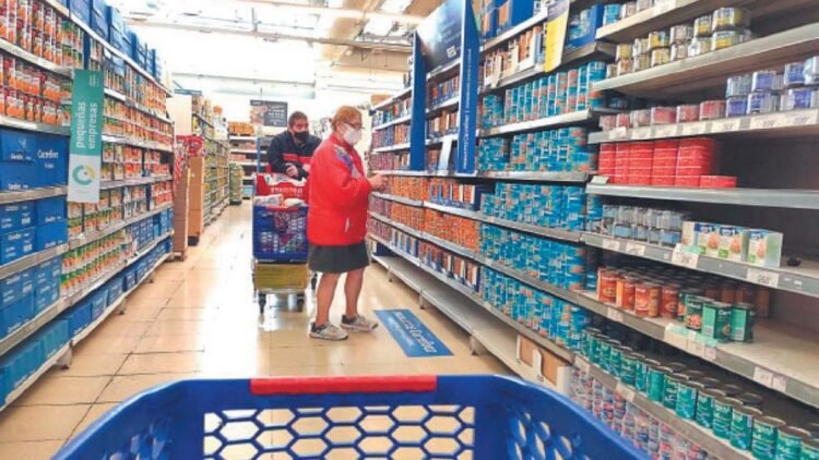 Inflación: proyectan que la suba de precios en 2025 puede rondar el 50% anual