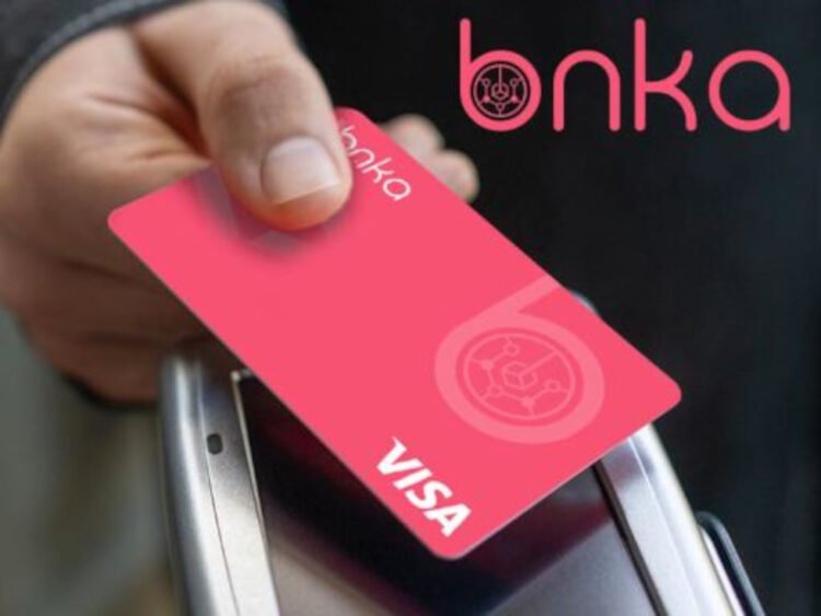 Una fintech creada por migrantes latinos quiere romper el negocio de las remesas y las transferencias bancarias