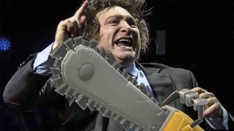 Sigue la motosierra de Milei, oficializó pasar a disponibilidad 150 empleados de planta permanente