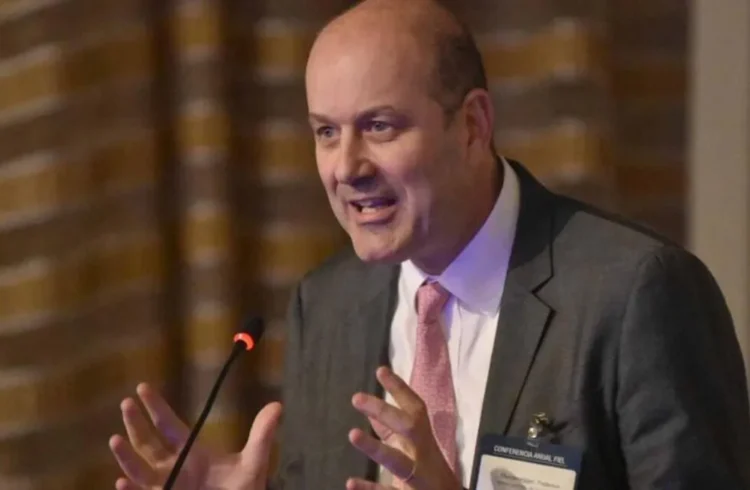 Disponen que las empresas ya no estarán obligadas a hacer aportes a las cámaras