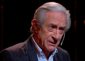 Muerte de Juan José Llach: Legado en Economía y Educación