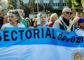 Gobierno licúa el bono jubilatorio