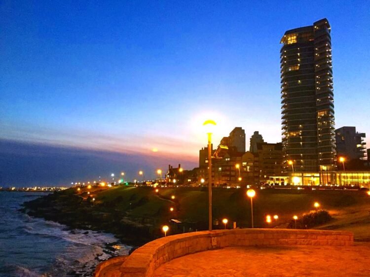 Viajar a La Feliz: Costos en junio 2025