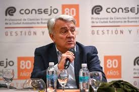 Nuevo presidente en Consejo de Ciencias Económicas