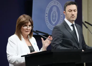 Patricia Bullrich: así controlará las redes sociales.