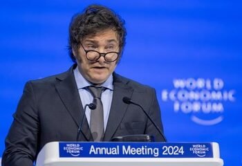 Javier Milei arremete contra Grupo Clarín.