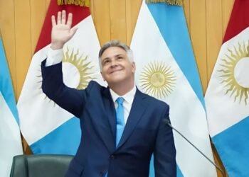 Llaryora anuncia 84% suba jubilaciones en Córdoba.