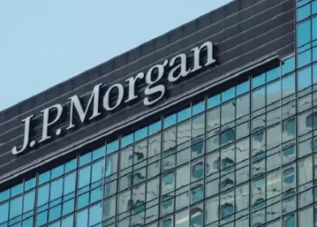 Milei y JP Morgan: Respaldo económico y recomendación de inversión.