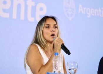 Malena Galmarini: “No se puede cortar el agua”.