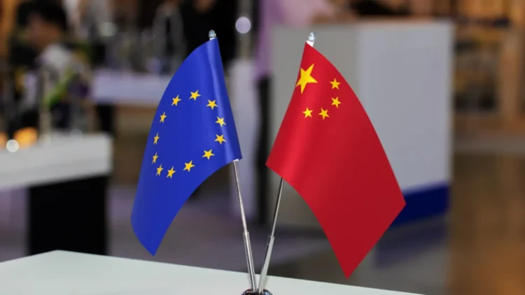 Pekín prohíbe operar a 2 bancos de Europa: ¿represalia rusa?