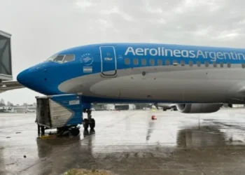 Caos en Aerolíneas: Vuelos cancelados y reprogramados.