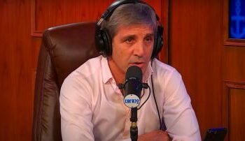 Apretón monetario: Caputo, firme, “no dejaremos ir pesos”.