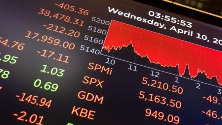 Cimbronazo por coimas: S&P Merval con fuerte caída en dólares.