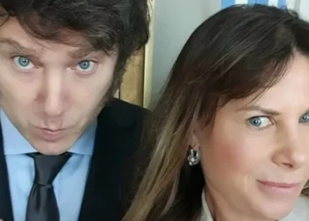 Milei propone a Karen Reichardt, ex chica Playboy.