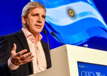 Luis Caputo: Firme con la economía