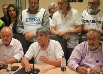 Marcha Federal al Congreso suma a la CGT.