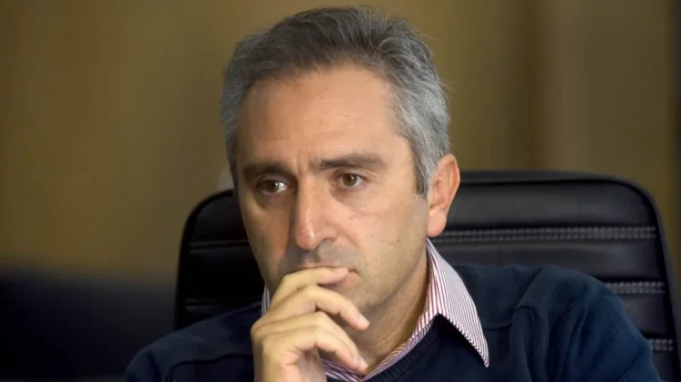 “No hay reacción”, dice Larroque