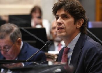 Martín Lousteau critica a Caputo