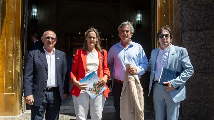 Mesa de Enlace se reúne con el Gobierno por retenciones.