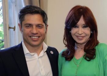 Unidad K: Cristina y Axel buscan la imagen.