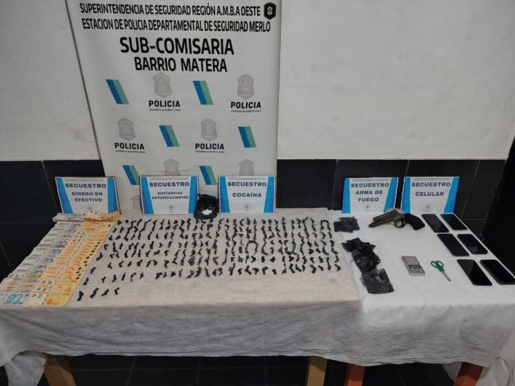 Desbaratan un punto de venta de droga en barrio matera: hay tres detenidos
