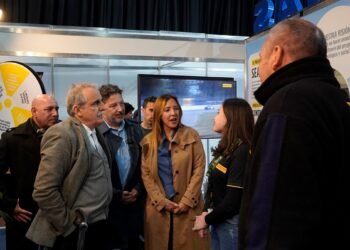 Wado De Pedro Y Guillermo Moreno Visitaron La Expo “hecho en Merlo”