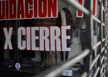 Más de 200.000 empleos perdidos en julio, era Milei.