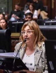 Graciela Ocaña: “Milei tiene un déficit emocional”.