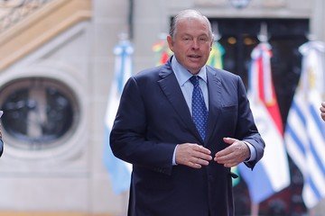 Acelera recambio en Gabinete Milei