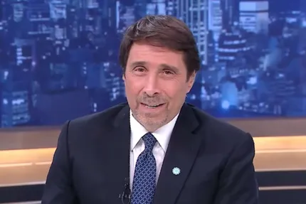 Victoria de Milei: Feinmann celebra y critica al kirchnerismo.