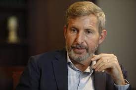 Milei recibe apoyo de Frigerio con salvedades.