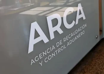 Octubre: Impuestos caen a $16,1 billones.