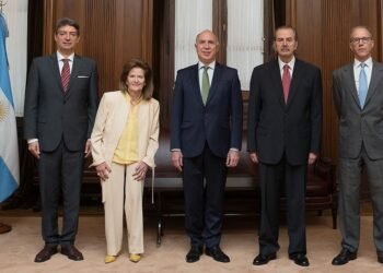 Recorte judicial: jueces protestan, pero el Gobierno mantiene la meta fiscal.