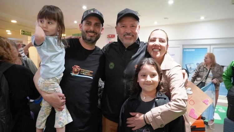 Los “embajadores merlenses por malvinas” Cumplieron el sueño de conocer las islas