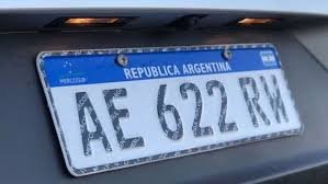 El golpe de la patente en CABA: Boletas de enero con aumentos de más del 100%.