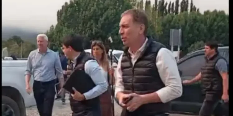 Cumbre Santilli-Torres: Incendios fueron el foco en Chubut.