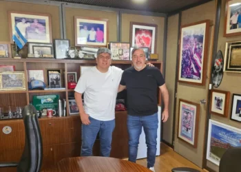 Unión sindical: Aguiar y Moyano por la “derrota” de Milei.