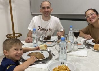 Gallo rompe el silencio después de 448 días en prisión.