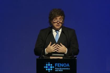 Milei critica a la oposición en Tucumán y defiende a su equipo de trabajo