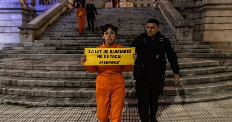 Ministro Cita: “No volveremos al pasado”