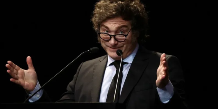 Desde el aire: Javier Milei destapa el “Súper RIGI”, su “mega bomba” de inversión.