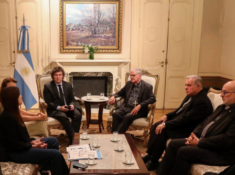 El Gobierno se reunió con la Conferencia Episcopal Argentina antes del Tedeum