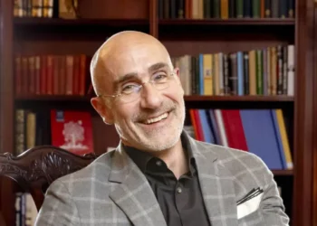 Arthur Brooks, académico de Harvard: “Las personas más felices son las que nunca dejan de aprender”