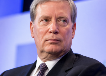 Stanley Druckenmiller: la figura emblemática de Wall Street que apuesta por Argentina tras el discurso de Milei en Davos