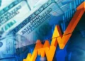 El dólar sube este viernes, aunque concluye la semana con una ligera caída