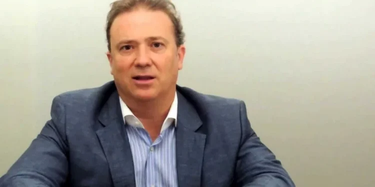 Jurista sostiene que el retiro del pliego de Michelli sería ‘inconstitucional’