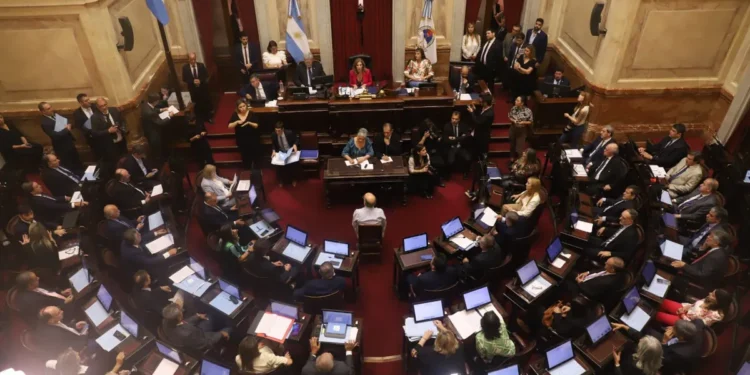 Aprobación de Pliegos Judiciales en el Senado: Nominaciones y Controversias
