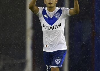El viral video de Thiago Almada en sus días en las inferiores de Vélez