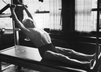 Joseph Pilates y su legado: ‘Pensar que solo hacer ejercicio es suficiente es un gran error’