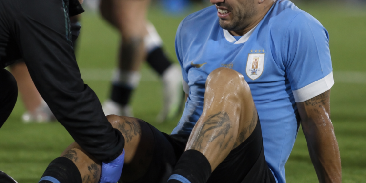Preocupación en Uruguay por la lesión de una de sus estrellas antes del Mundial